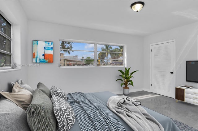 5 of 24 - 11930 Ne 19th Dr 1, North Miami, FL