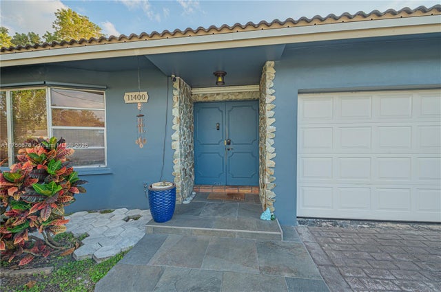5 of 48 - 11400 Tara Dr, Plantation, FL