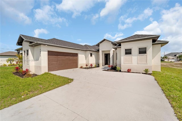 1 of 27 - 2833 Nw 45th Pl, Cape Coral, FL