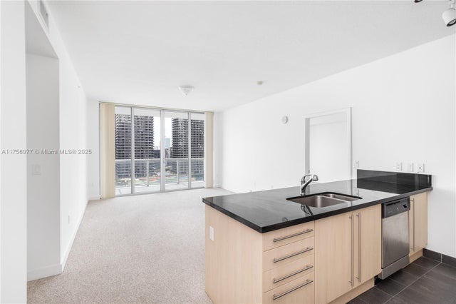 1 of 38 - 1111 Sw 1st Ave 2423-n, Miami, FL