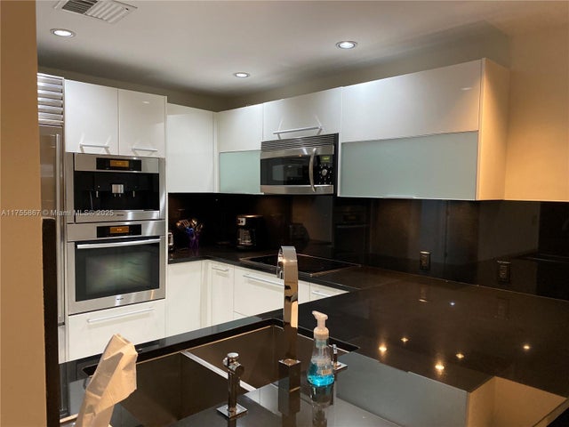 4 of 22 - 17121 Collins Ave 1906, Sunny Isles Beach, FL