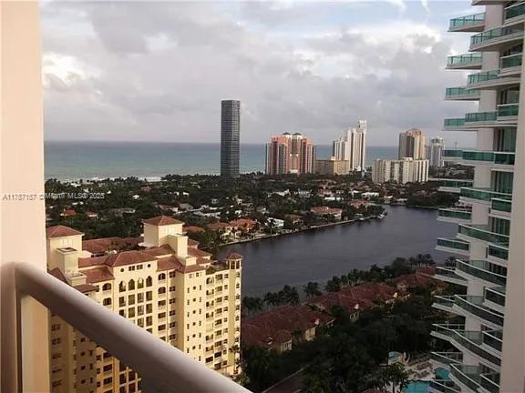 2 of 15 - 20185 E Country Club Dr Ts-3, Aventura, FL
