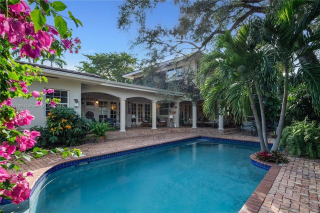 2 of 37 - 1255 Algardi Ave, Coral Gables, FL