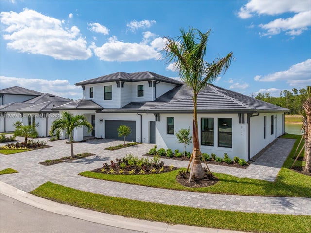 4 of 33 - 10925 Preachers Cove Ln, Fort Myers, FL