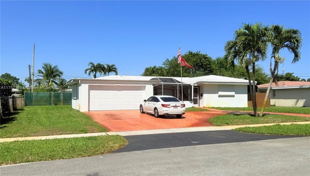 2 of 55 - 5369 Balsam Ter, Plantation, FL