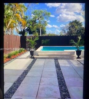 2 of 37 - N/A, Miami, FL