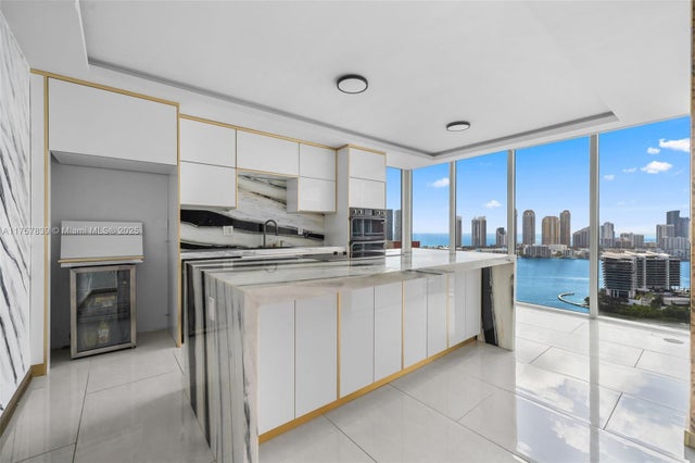 2 of 47 - 3370 Hidden Bay Dr 3311, Aventura, FL