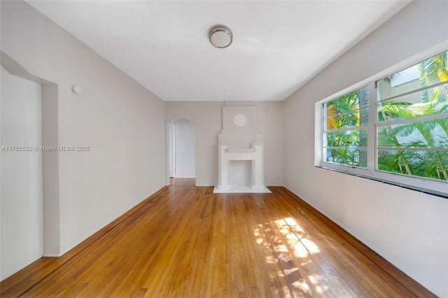 4 of 50 - 1551 Meridian Ave 102, Miami Beach, FL