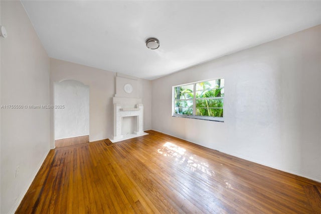 5 of 50 - 1551 Meridian Ave 102, Miami Beach, FL