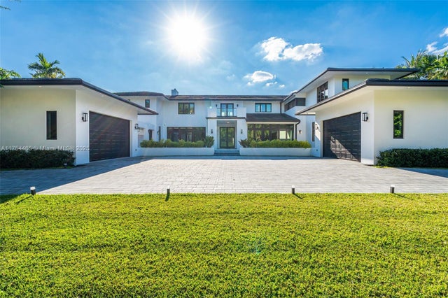3 of 100 - 4424 Granada Blvd, Coral Gables, FL