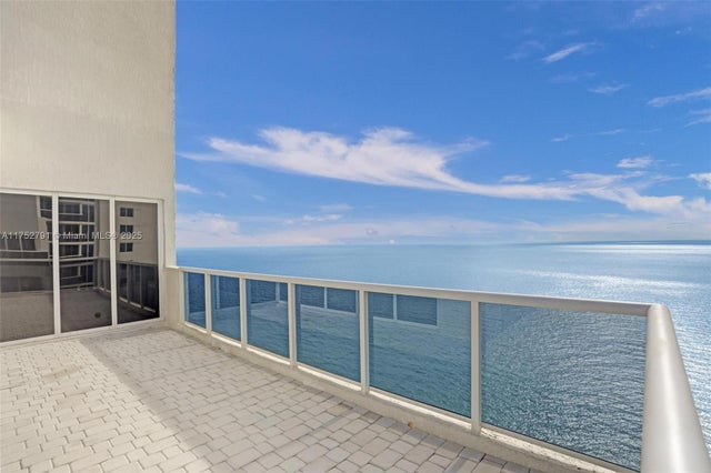 3 of 74 - 19111 Collins Ave Ph4, Sunny Isles Beach, FL