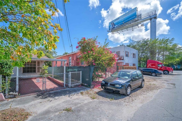 4 of 4 - 2025 Nw 6th Pl, Miami, FL