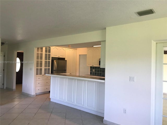 5 of 11 - 22171 Sw 274th St, Homestead, FL