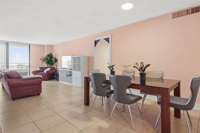 4 of 16 - 2500 Parkview Dr 812, Hallandale Beach, FL