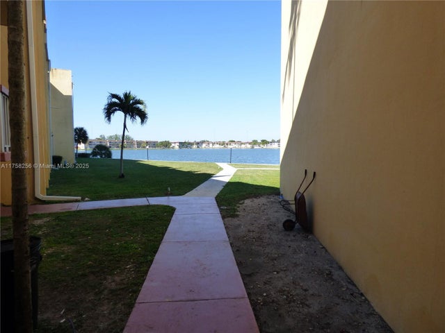 2 of 3 - 1551 Ne Miami Gardens Dr 330, Miami, FL