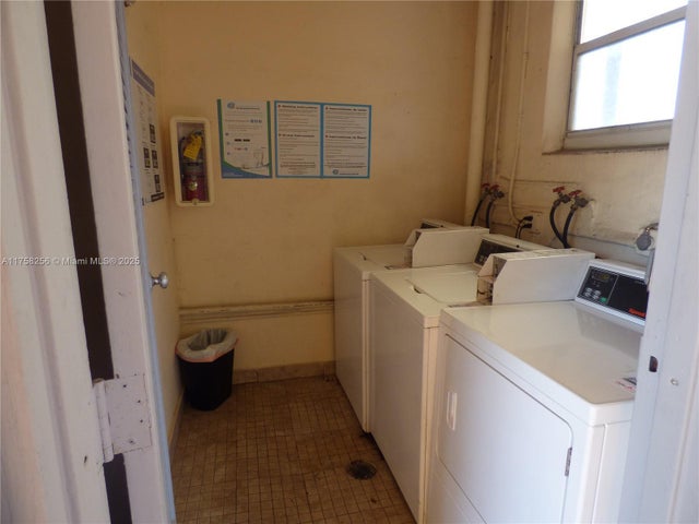 3 of 3 - 1551 Ne Miami Gardens Dr 330, Miami, FL