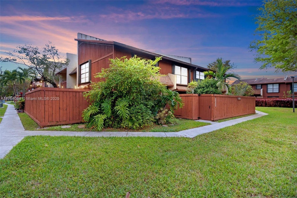 6421 Sw 116th Ct A, Miami