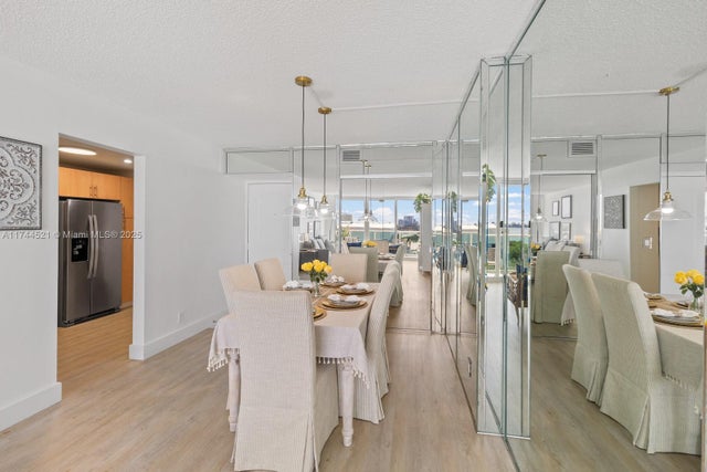 3 of 25 - 100 Bayview Dr 1024, Sunny Isles Beach, FL