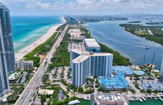 4 of 53 - 100 Bayview Dr 1503, Sunny Isles Beach, FL