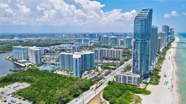 5 of 53 - 100 Bayview Dr 1503, Sunny Isles Beach, FL