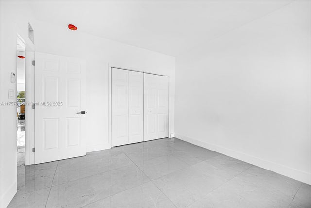 4 of 42 - 7990 Nw 8th Ave, Miami, FL