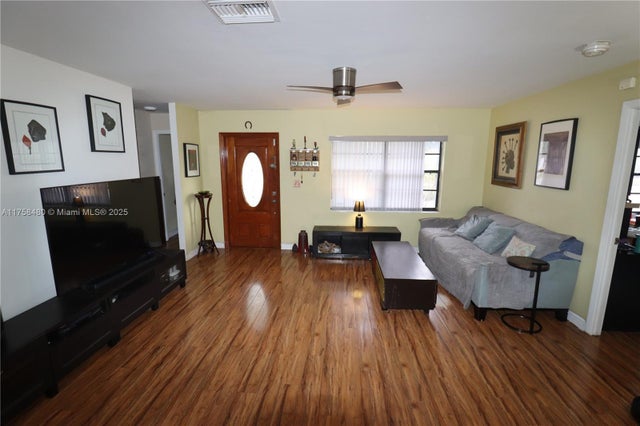 4 of 34 - 5250 Sw 133rd Ave, Miami, FL