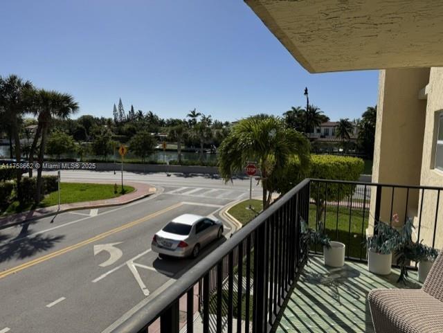 1 of 10 - 3605 Indian Creek Dr 201, Miami Beach, FL