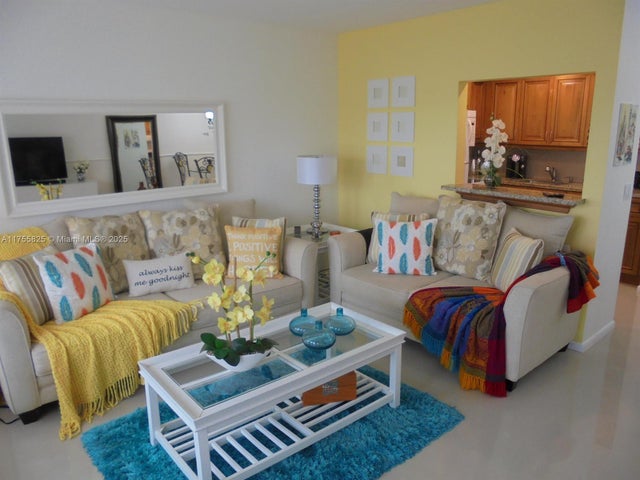 1 of 32 - 400 Brighton J 400, Boca Raton, FL