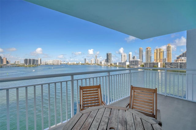 5 of 34 - 301 174th St. 919, Sunny Isles Beach, FL