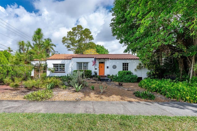 5 of 43 - 551 Morningside Dr, Miami Springs, FL