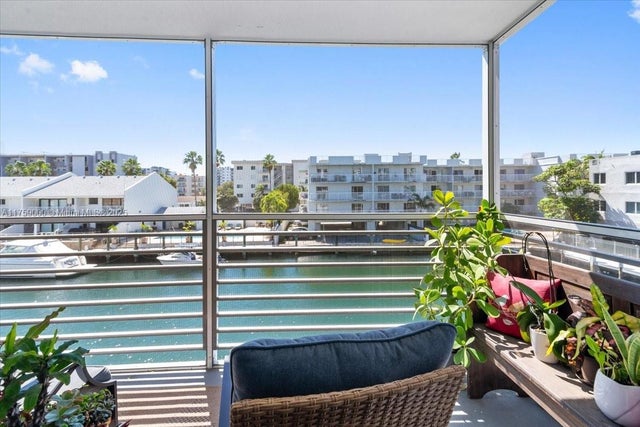 1 of 43 - 3550 Ne 169th St 300, North Miami Beach, FL