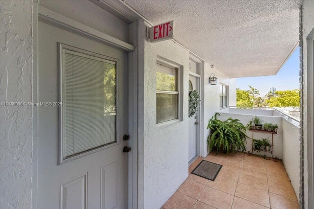 5 of 43 - 3550 Ne 169th St 300, North Miami Beach, FL