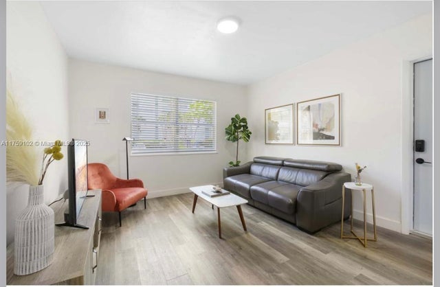 4 of 27 - 7836 Ne Bayshore Ct, Miami, FL