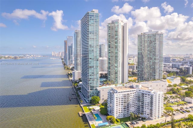 2 of 40 - 480 Ne 31st St 4805, Miami, FL