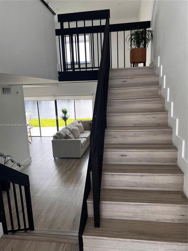 3 of 37 - 1351 Sw 124th Ct B5, Miami, FL