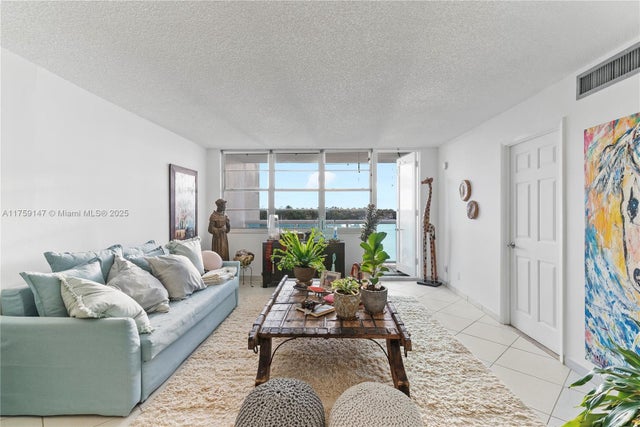 2 of 12 - 6770 Indian Creek Dr 5k, Miami Beach, FL