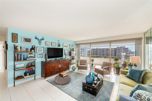 5 of 24 - 155 Ocean Lane Dr 1113, Key Biscayne, FL
