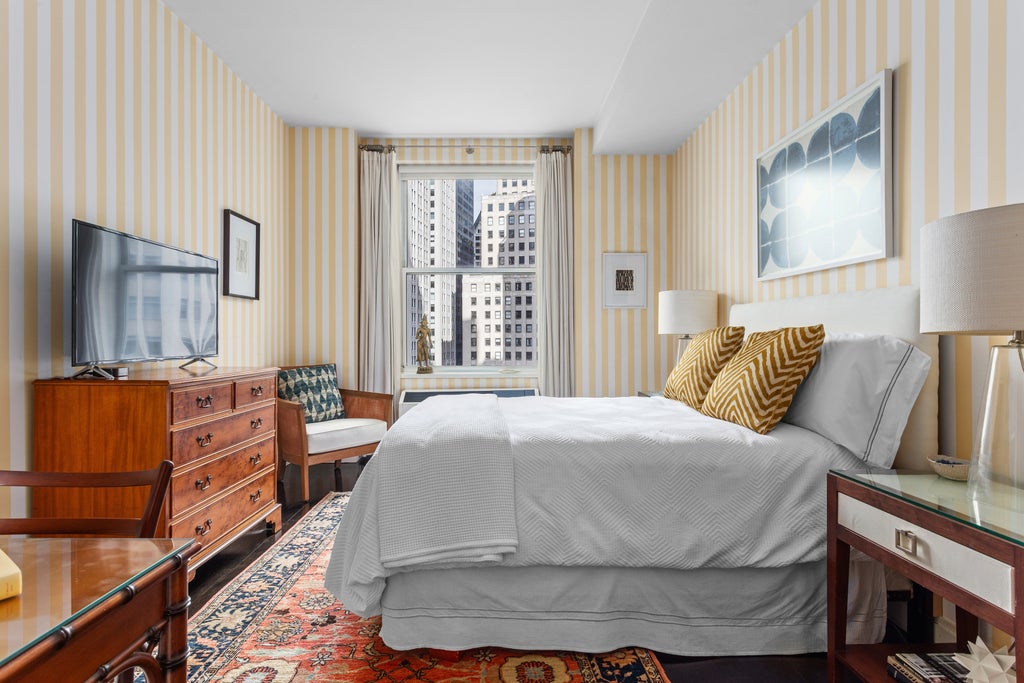 16 of 28 - 15 Broad St. 1510, New York City, NY