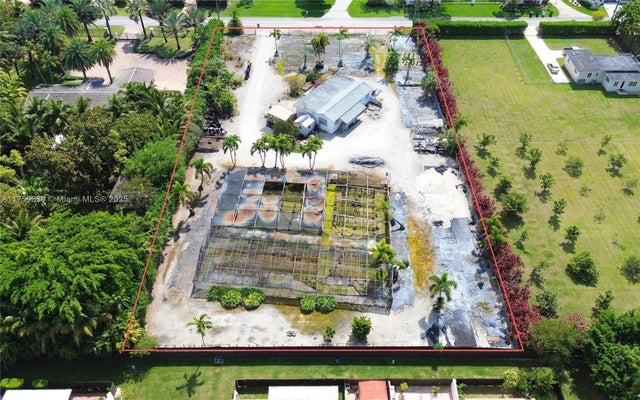 3 of 15 - 11295 Sw 93rd St, Miami, FL
