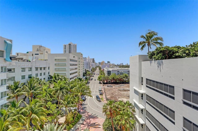 4 of 68 - 4401 Collins Ave 702/704, Miami Beach, FL