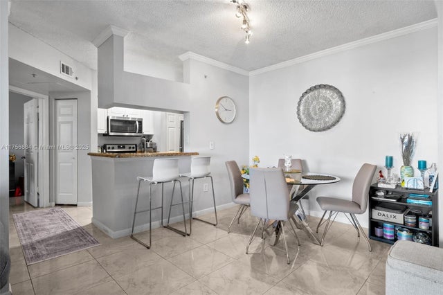 4 of 17 - 17145 N Bay Rd 4502, Sunny Isles Beach, FL