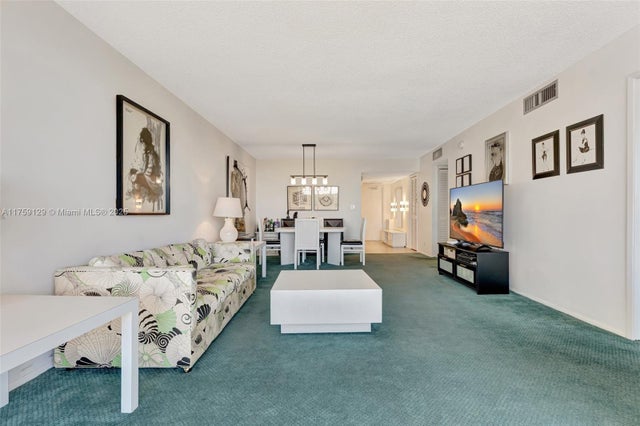 4 of 33 - 3080 N Course Dr 608, Pompano Beach, FL