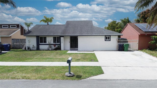 1 of 34 - 20520 Sw 124th Pl, Miami, FL