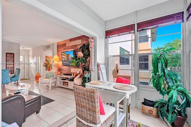 5 of 29 - 3530 Nw 52nd Ave 509, Lauderdale Lakes, FL
