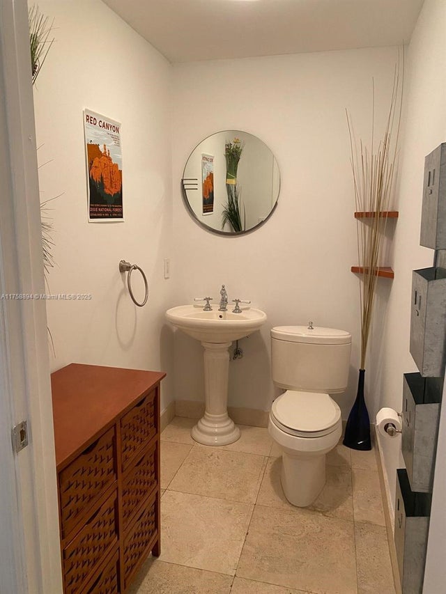 4 of 10 - 300 Euclid Ave 209, Miami Beach, FL
