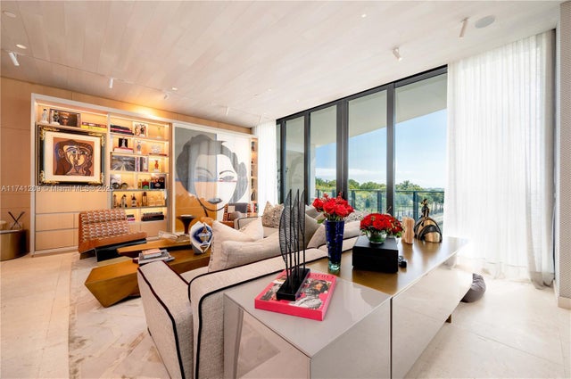 2 of 21 - 3581 E Glencoe St 301, Miami, FL