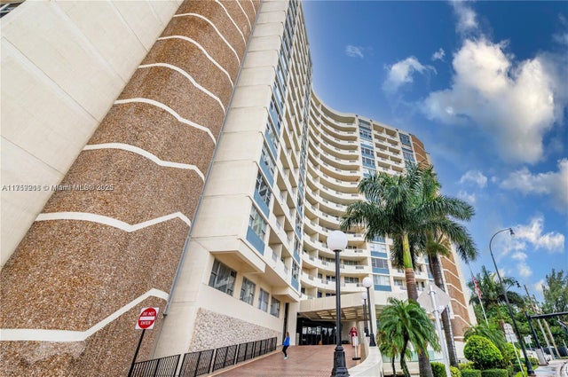 5 of 54 - N/A, Hallandale Beach, FL