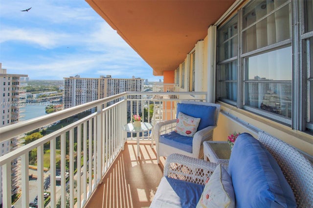 3 of 29 - 251 174 St 2307, Sunny Isles Beach, FL