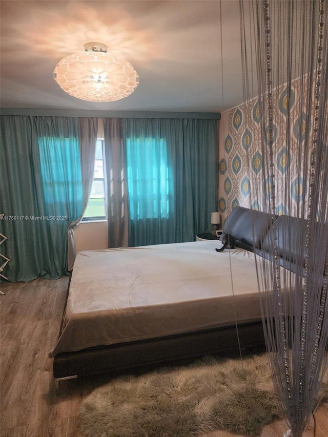5 of 23 - 118 Gate Rd 1-65, Hollywood, FL