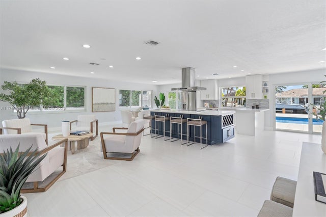 1 of 41 - 2680 Ne 47th St, Lighthouse Point, FL